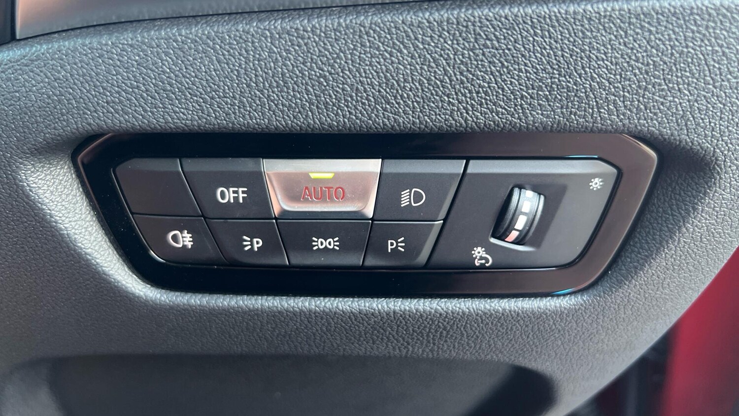 Used BMW 3 Series for sale - 77957592: Photo 24