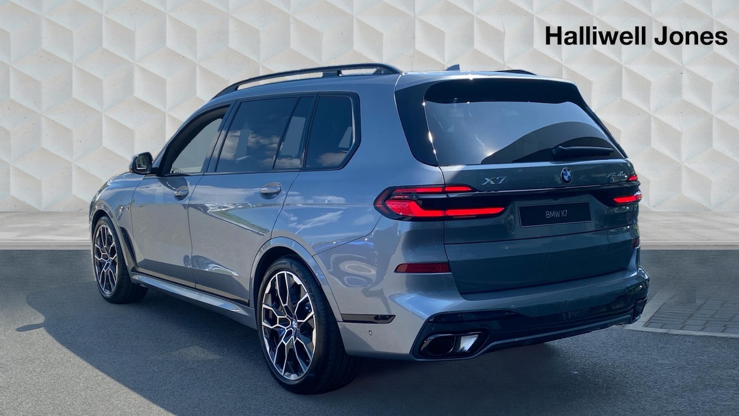 Used BMW X7 2025 for sale - 76760632: Photo 2