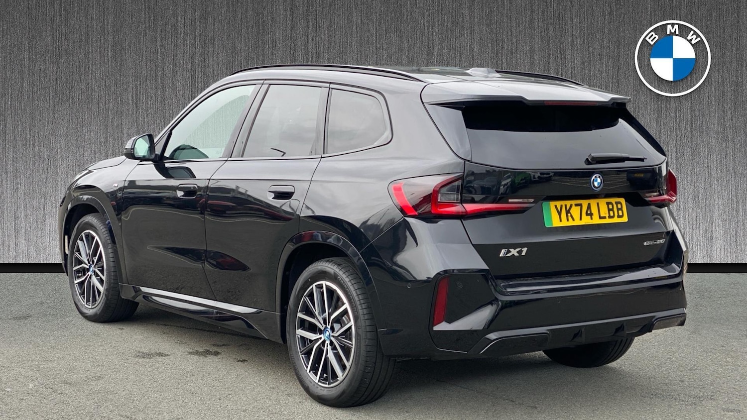 Used BMW iX1 2025 for sale - 76976758: Photo 2