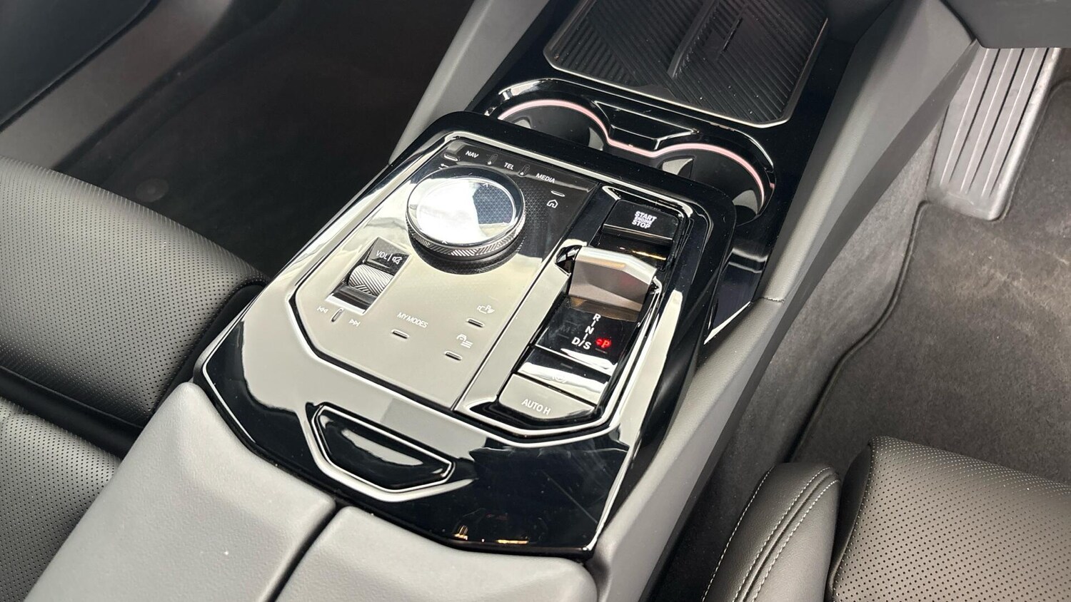 Used BMW 5 Series 2025 for sale - 76760582: Photo 10