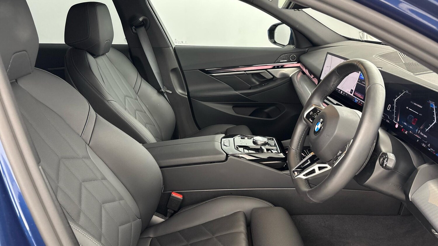 Used BMW 5 Series 2025 for sale - 76760582: Photo 11