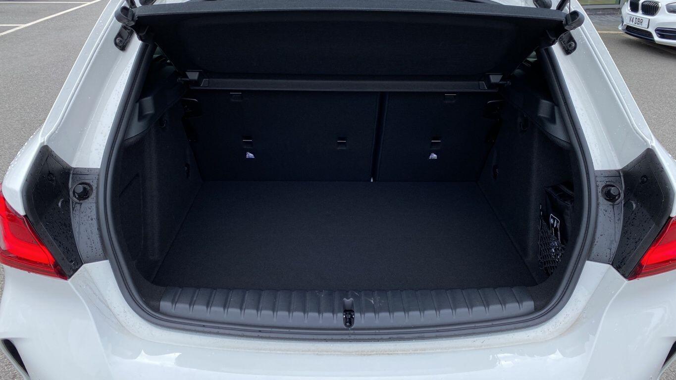 Used BMW 1 Series 2021 for sale - 76760600: Photo 12