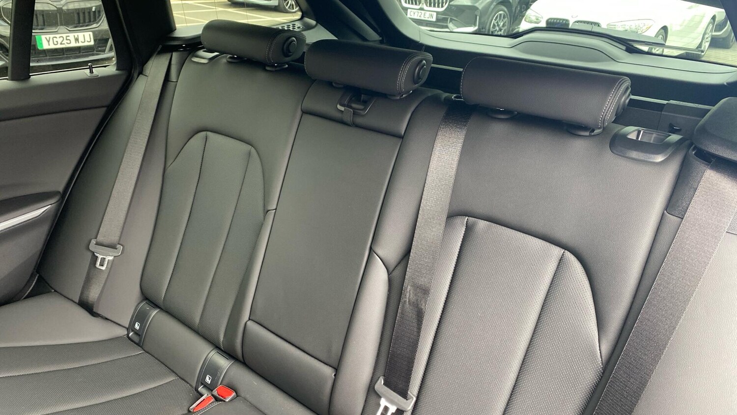 Used BMW 3 Series 2025 for sale - 76760625: Photo 12