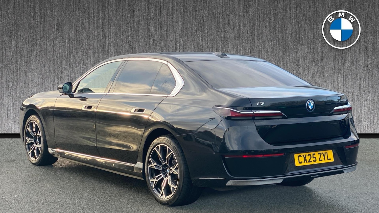 Used BMW i7 2025 for sale - 77331279: Photo 2