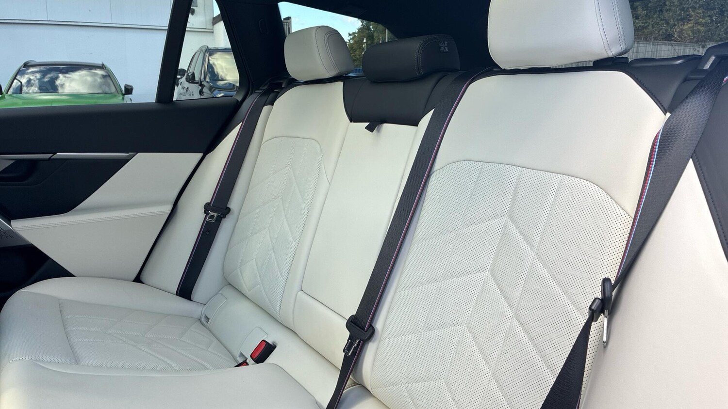 Used BMW i5 2025 for sale - 76760605: Photo 12