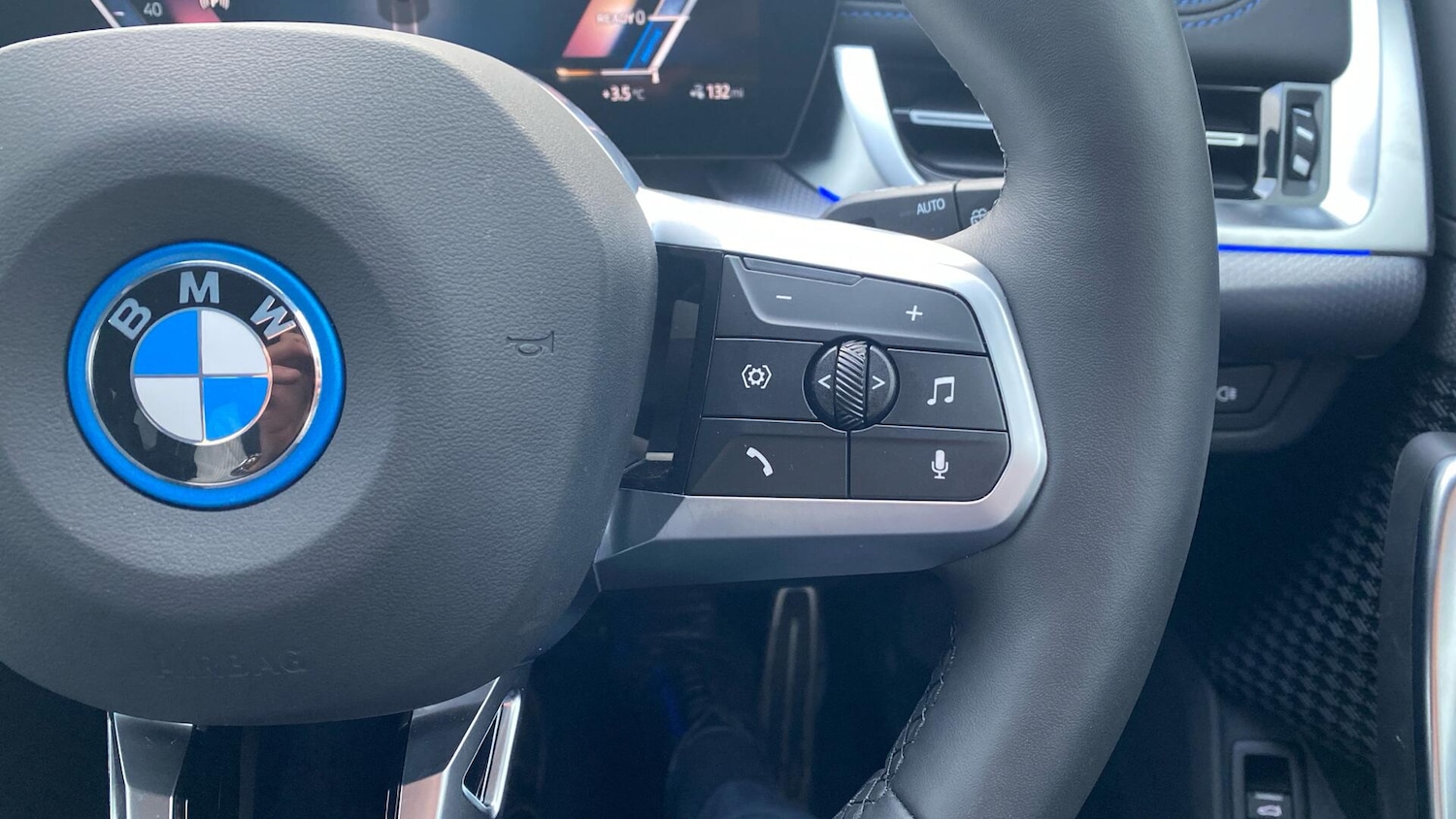 Used BMW iX1 2025 for sale - 76975958: Photo 18