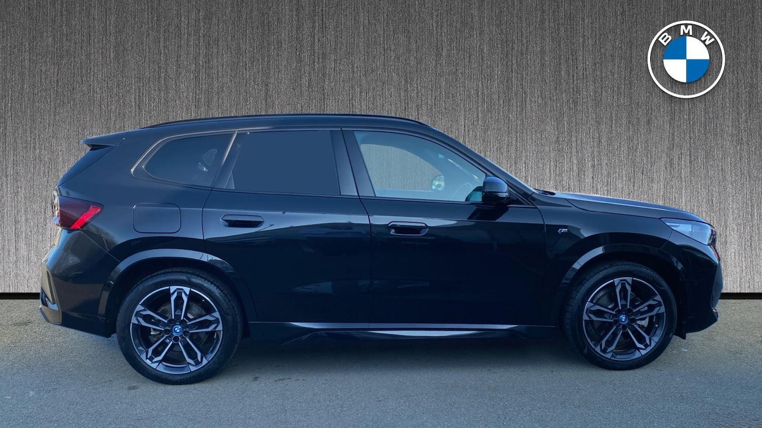 Used BMW iX1 2023 for sale - 77633657: Photo 3