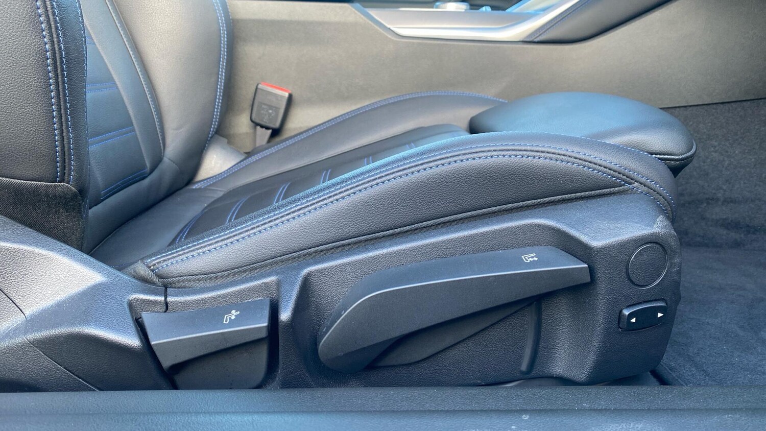 Used BMW 2 Series 2025 for sale - 76760630: Photo 25