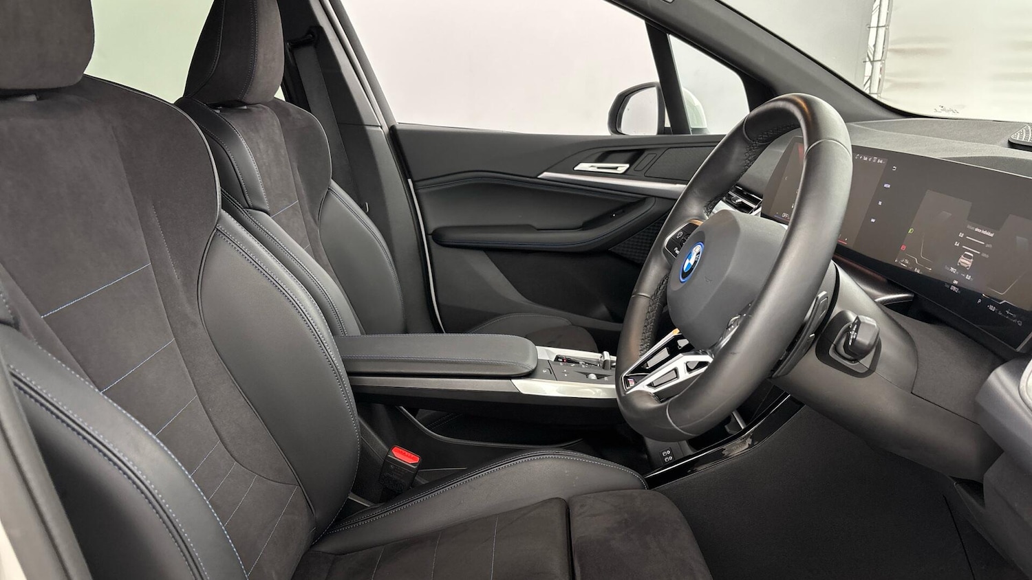 Used BMW 2 Series 2025 for sale - 77021245: Photo 11