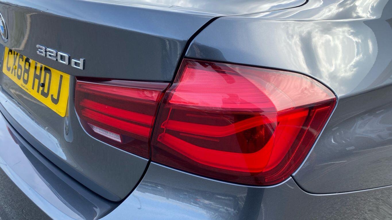 Used BMW 3 Series 2018 for sale - 77255071: Photo 21