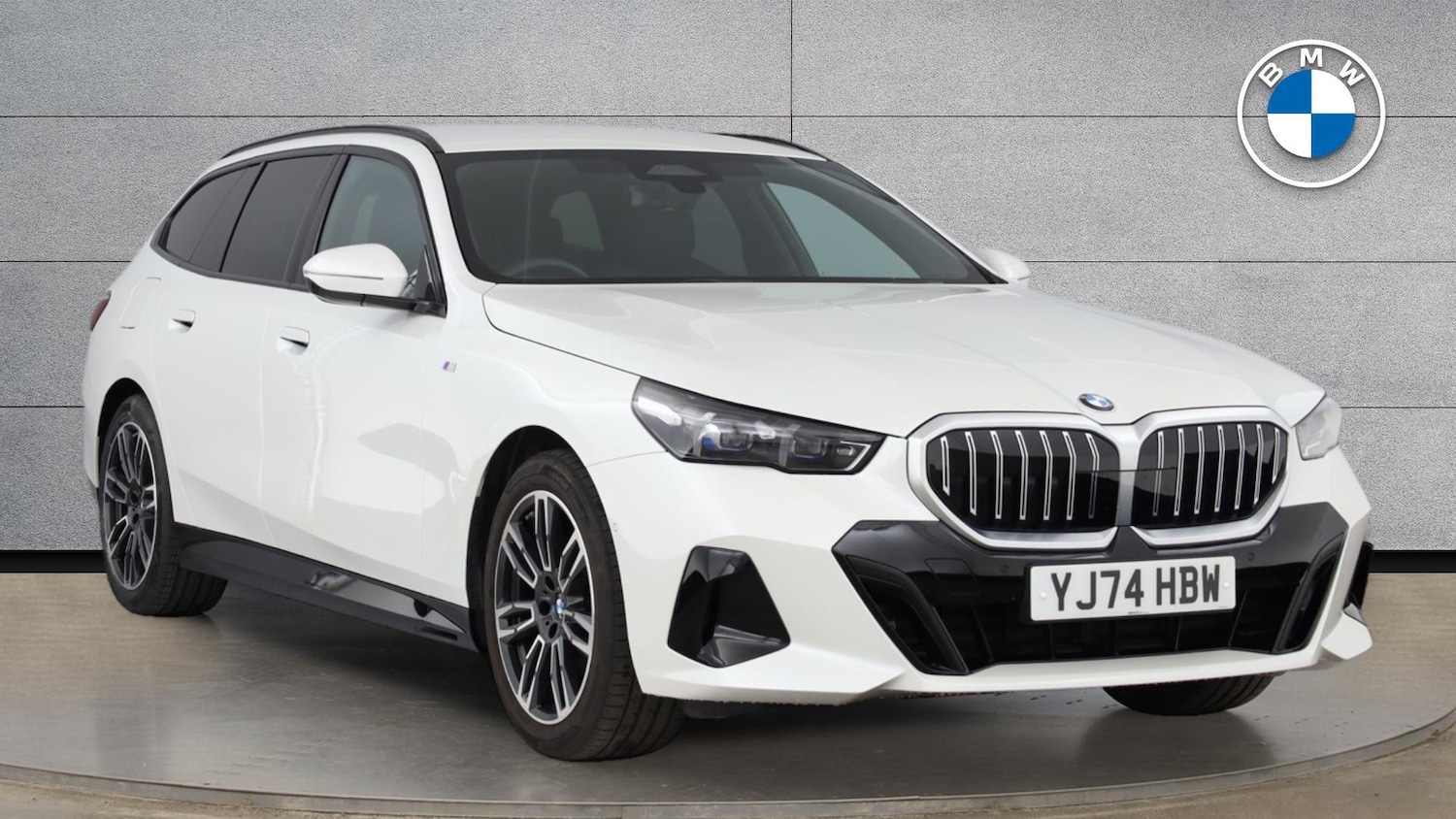 Used BMW 5 Series 2025 for sale - 76760609: Photo 1