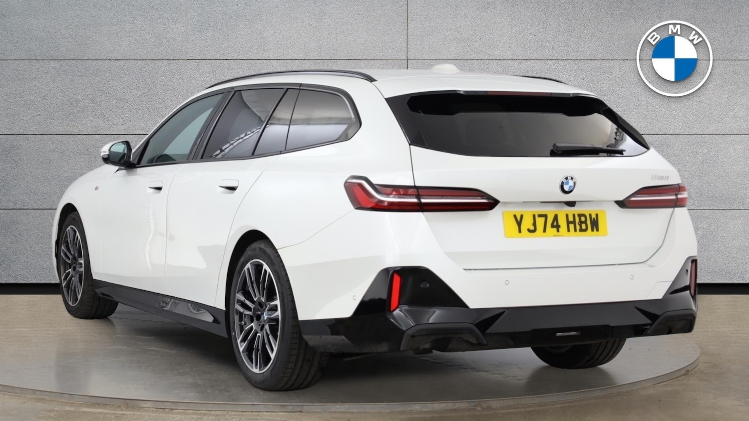 Used BMW 5 Series 2025 for sale - 76760609: Photo 2