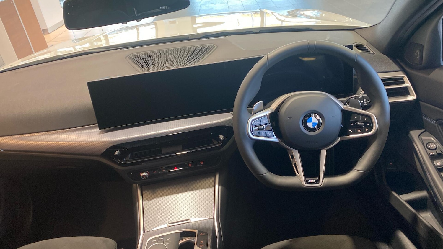 Used BMW 3 Series 2025 for sale - 76760619: Photo 4