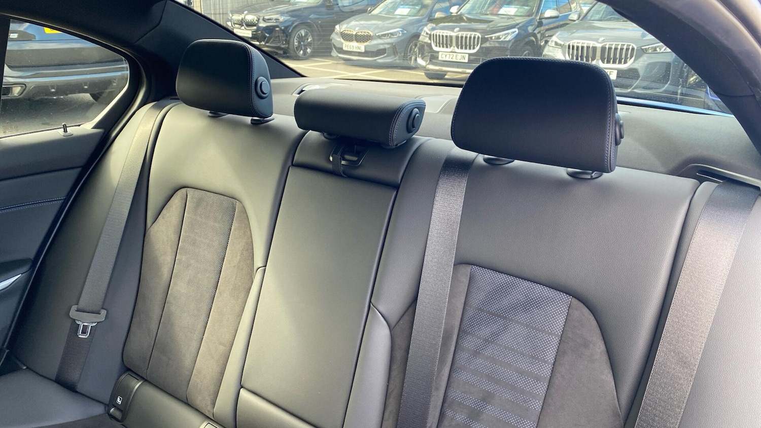 Used BMW 3 Series 2024 for sale - 76760585: Photo 12