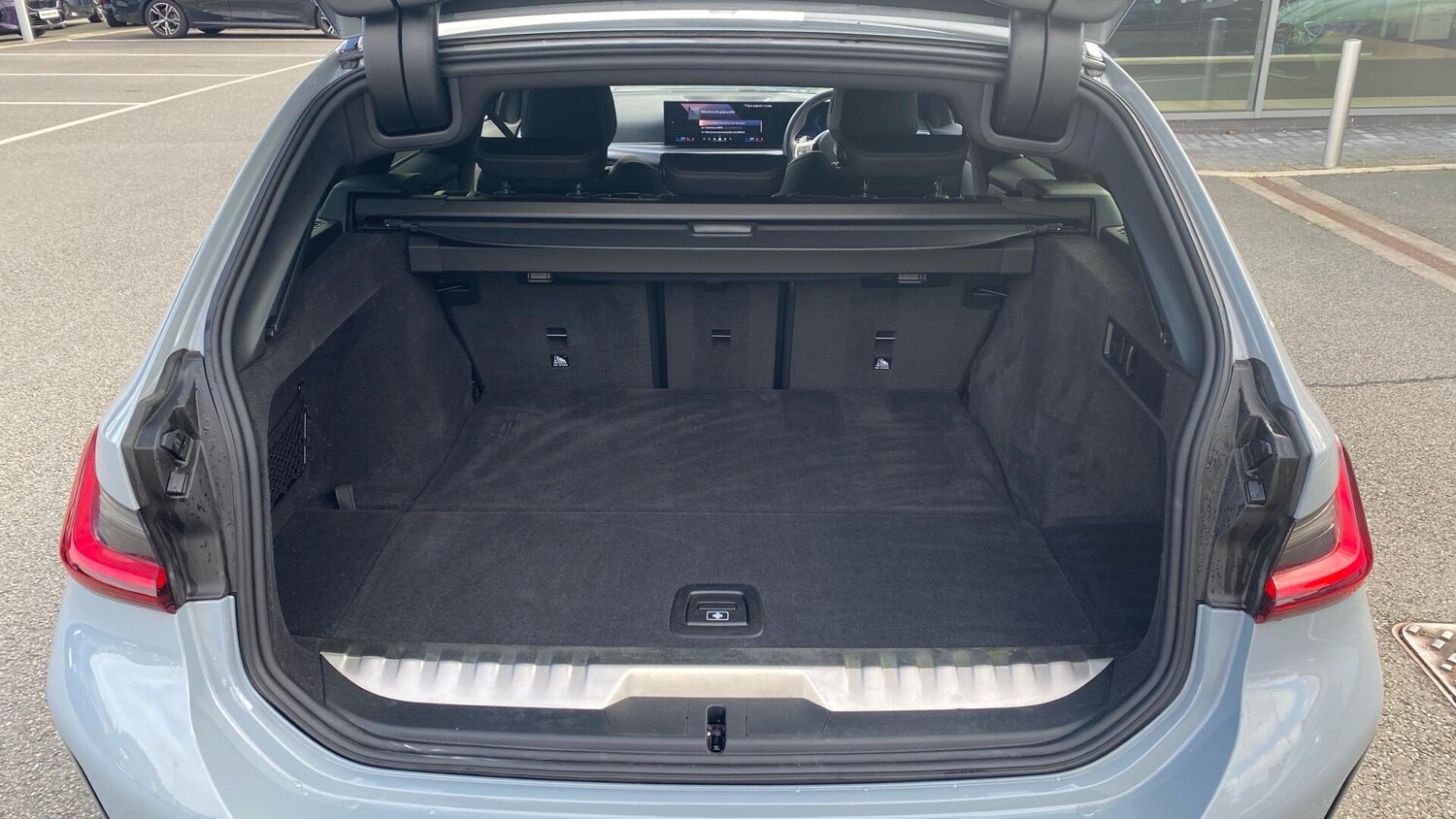 Used BMW 3 Series 2025 for sale - 76760575: Photo 13