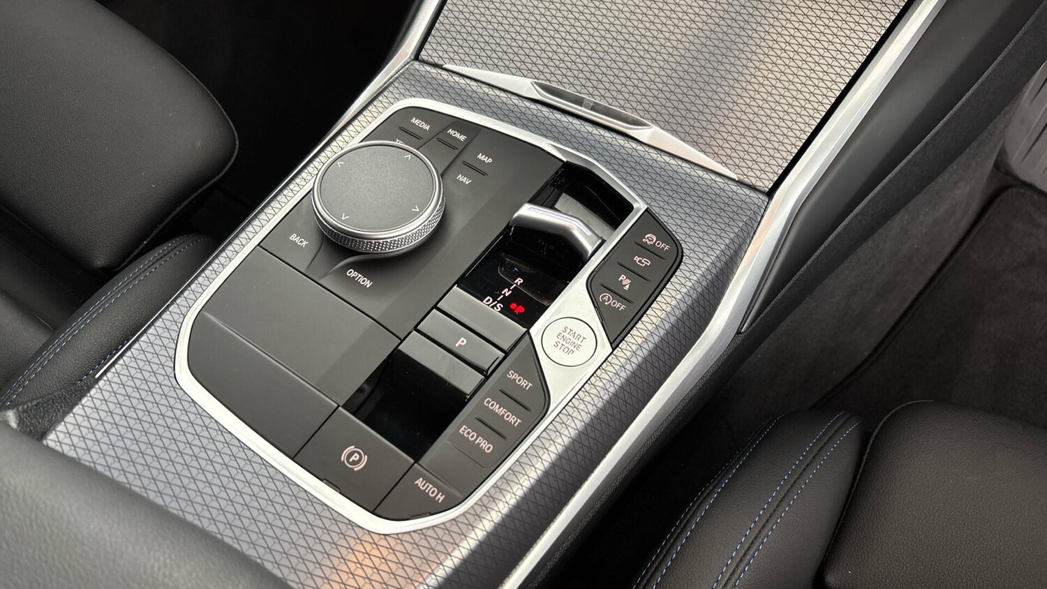 Used BMW 3 Series 2025 for sale - 76760617: Photo 10