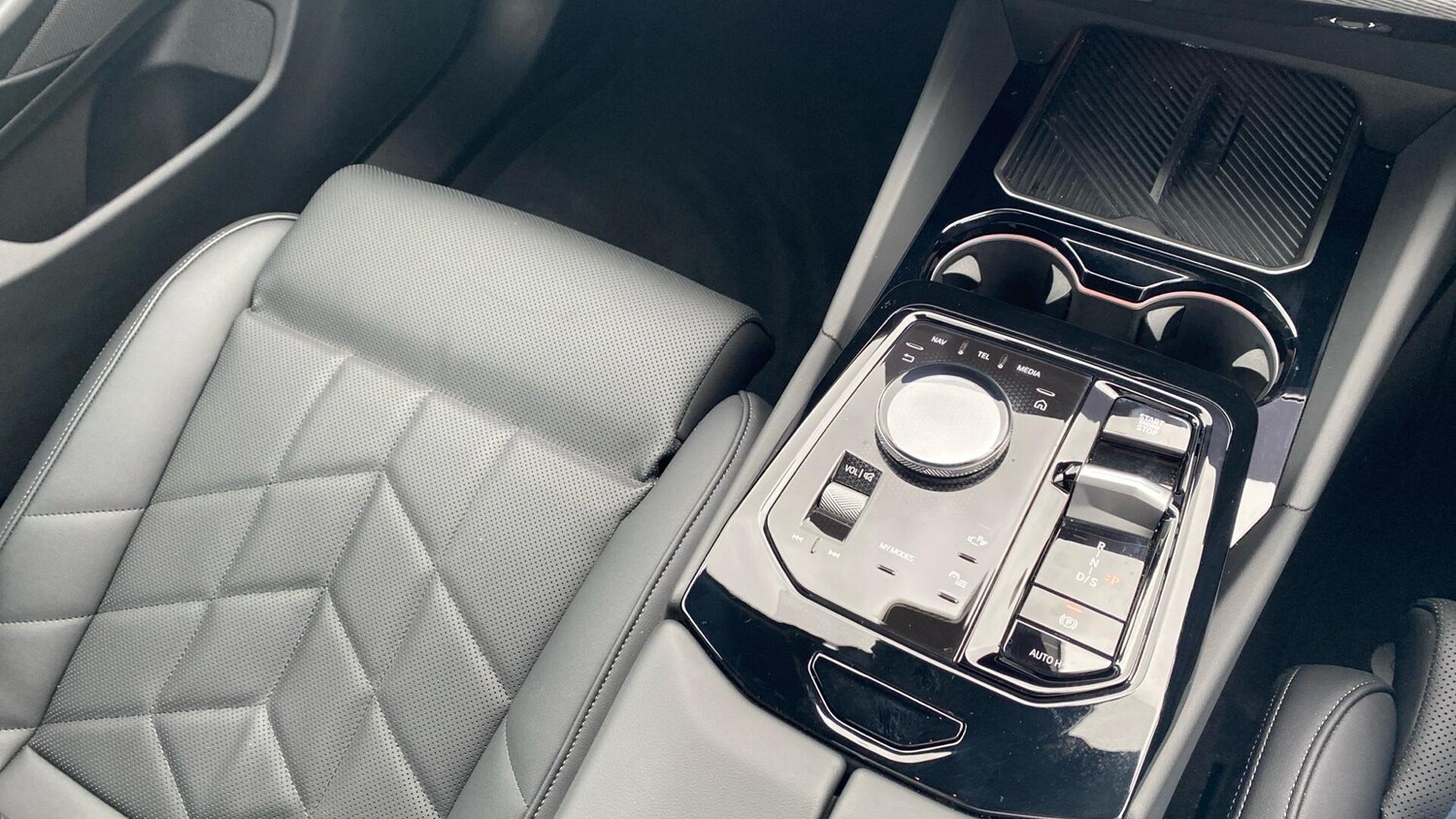 Used BMW 5 Series 2025 for sale - 76760592: Photo 10