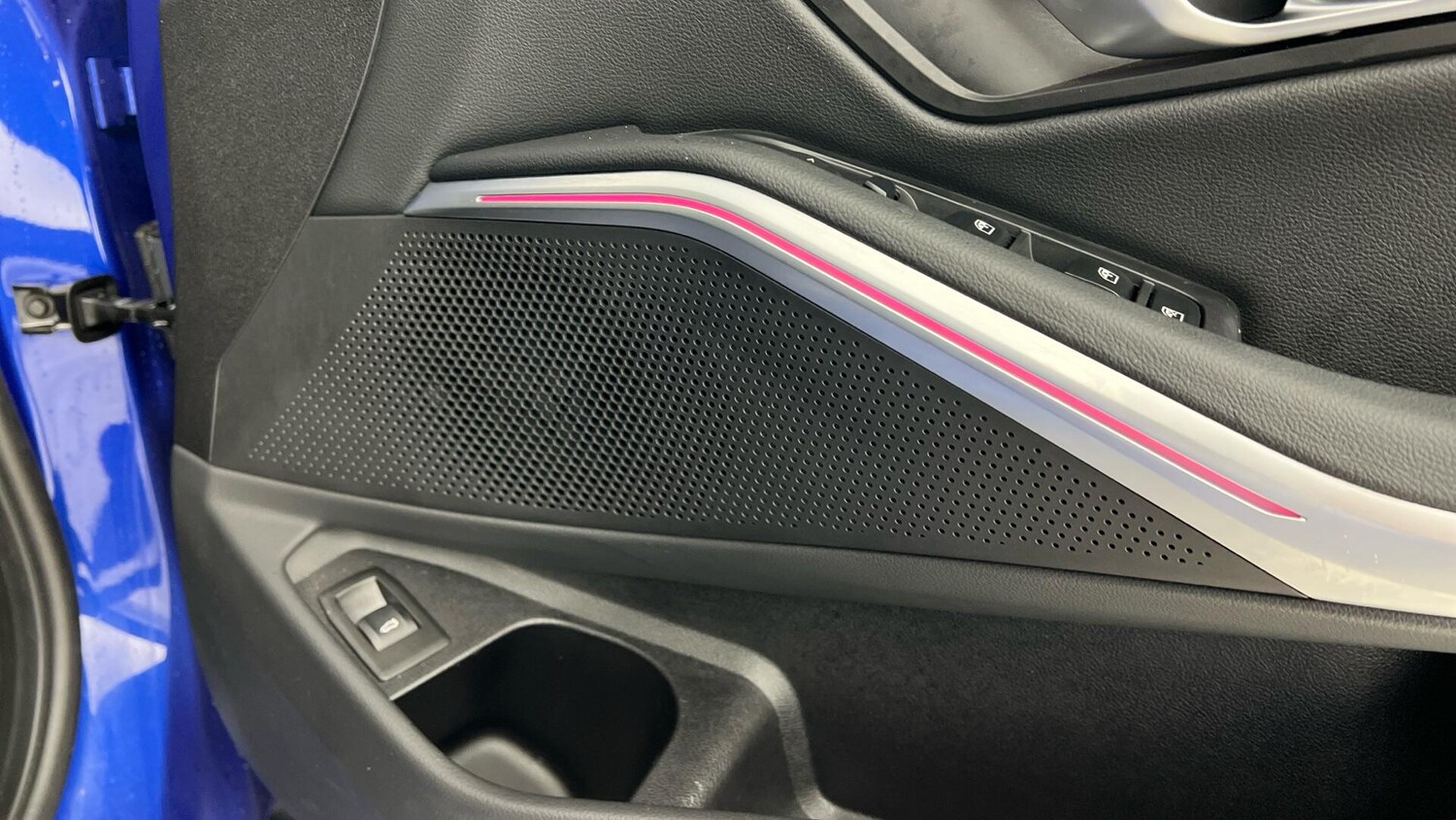 Used BMW 3 Series 2025 for sale - 76824912: Photo 20