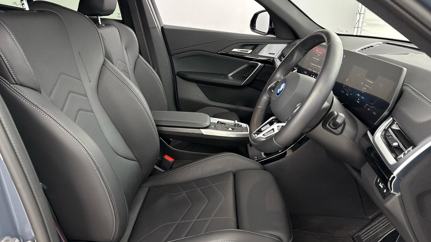 Used BMW iX2 2025 for sale - 77633332: Photo 11