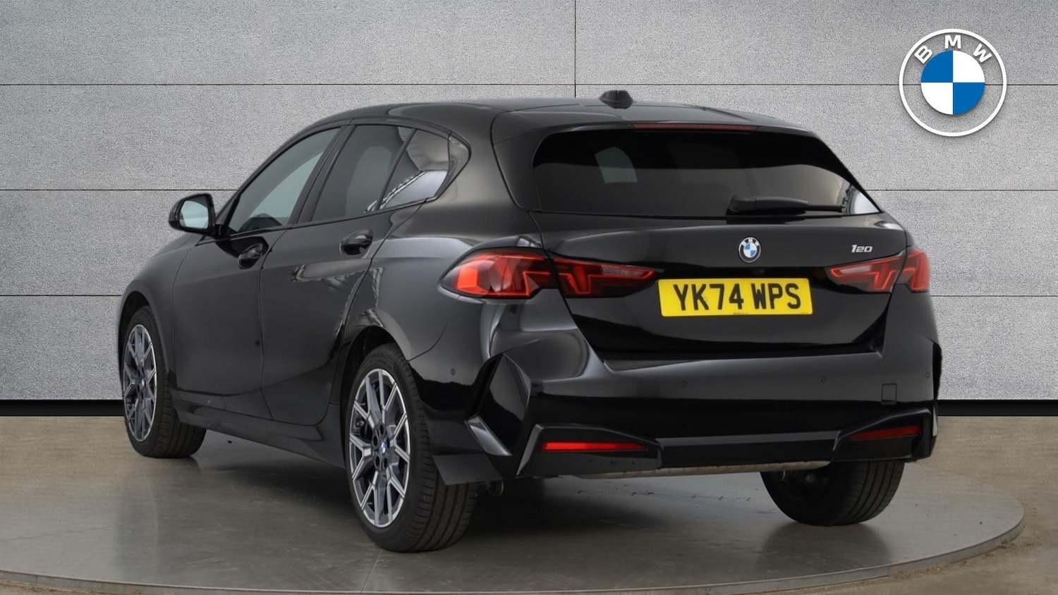 Used BMW 1 Series 2025 for sale - 76760621: Photo 2