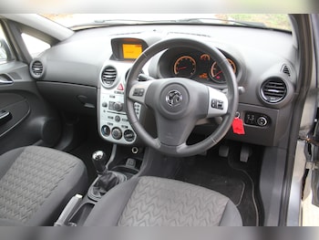 Used Vauxhall Corsa 2013 for sale - 76532130: Photo