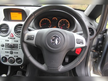 Used Vauxhall Corsa 2013 for sale - 76532130: Photo