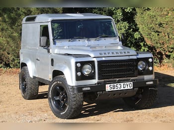 Land Rover Defender feature image