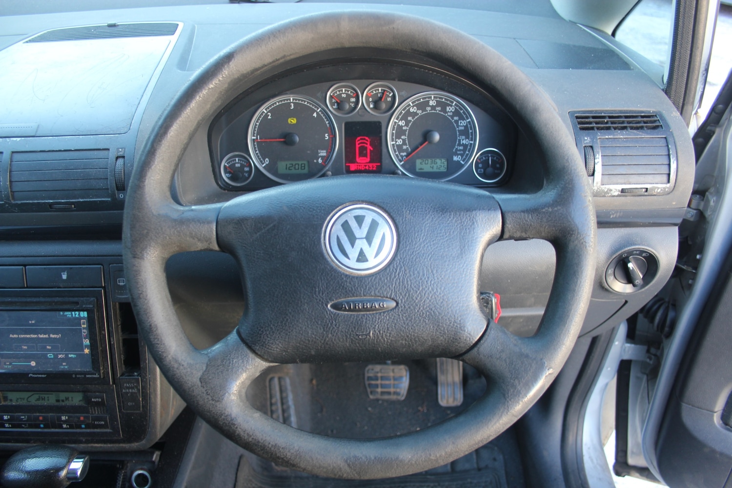 Used Volkswagen Sharan 2006 for sale - 77104664: Photo 3