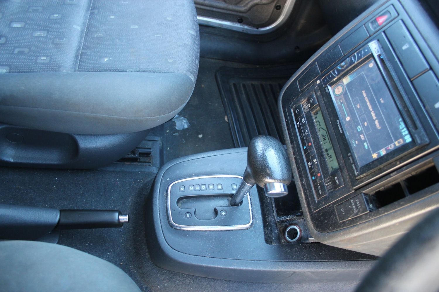 Used Volkswagen Sharan 2006 for sale - 77104664: Photo 5