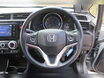 Used Honda Jazz 2016 for sale - 75825451: Photo