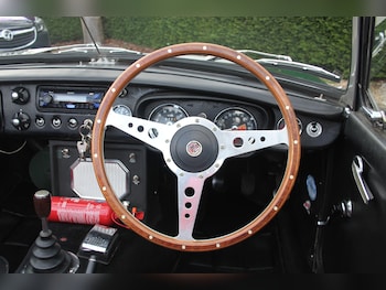 Used MG MGB 1970 for sale - 77864630: Photo