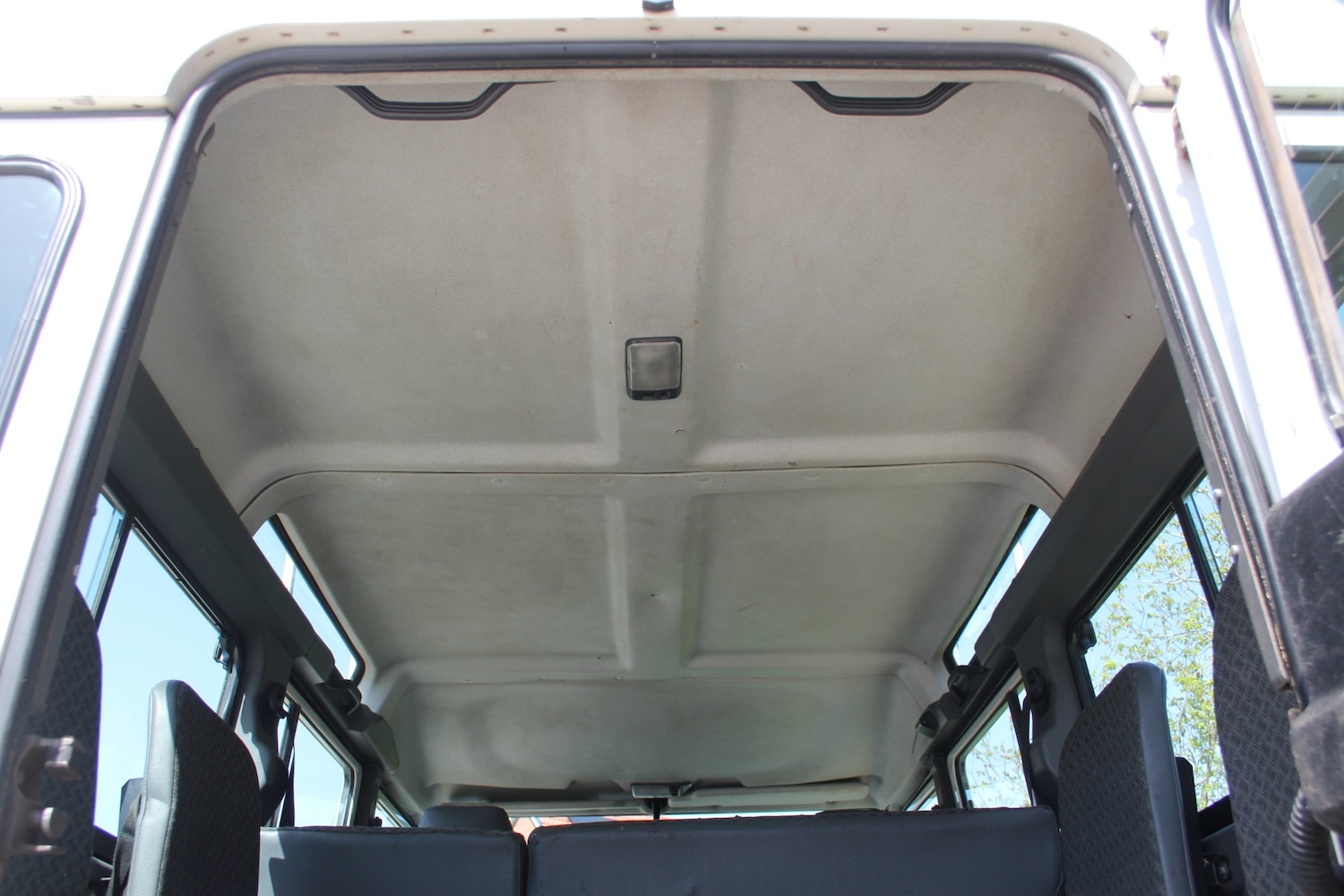 Used Land Rover Defender 2005 for sale - 78169027: Photo 16