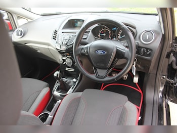 Used Ford Fiesta 2015 for sale - 76464014: Photo