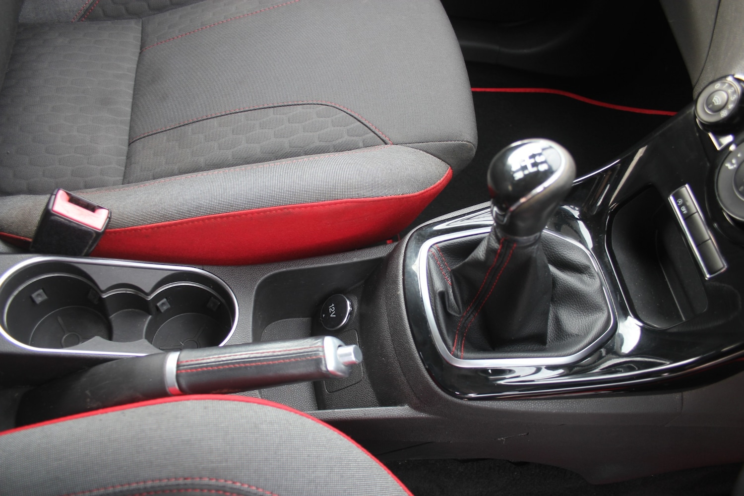 Used Ford Fiesta 2015 for sale - 76464014: Photo 5