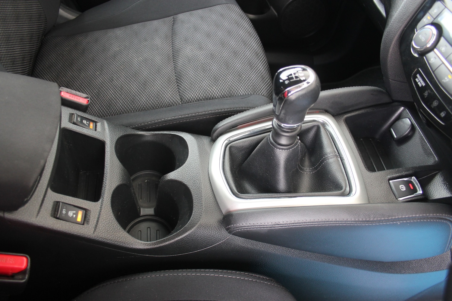 Used Nissan Qashqai 2016 for sale - 76455547: Photo 7