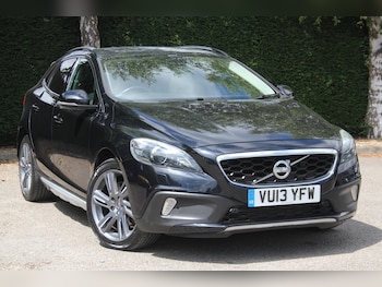 2013 (13) - D3 Cross Country Lux Nav Geartronic 5-Door
