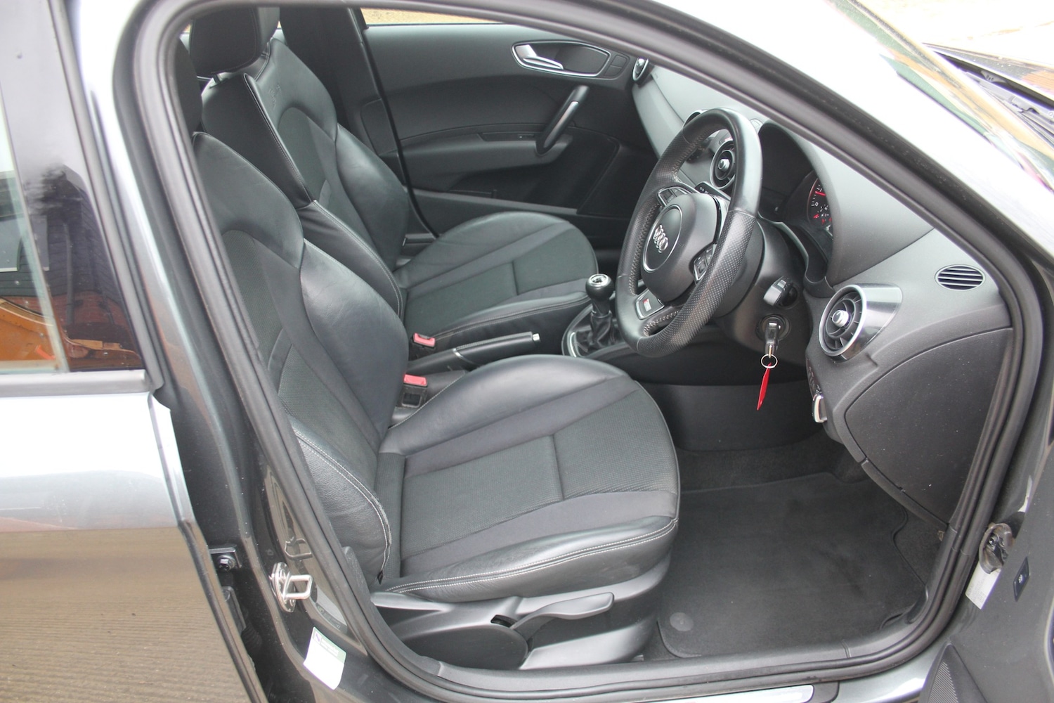 Used Audi A1 2013 for sale - 77151680: Photo 7