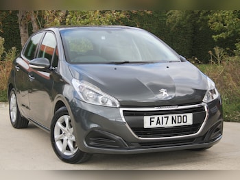 Used Peugeot 208 2017 for sale - 75969279: Photo