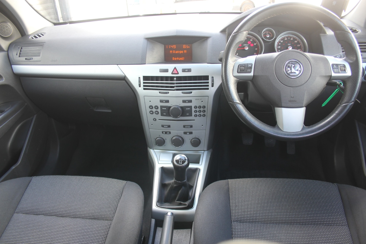Used Vauxhall Astra 2009 for sale - 78012779: Photo 2