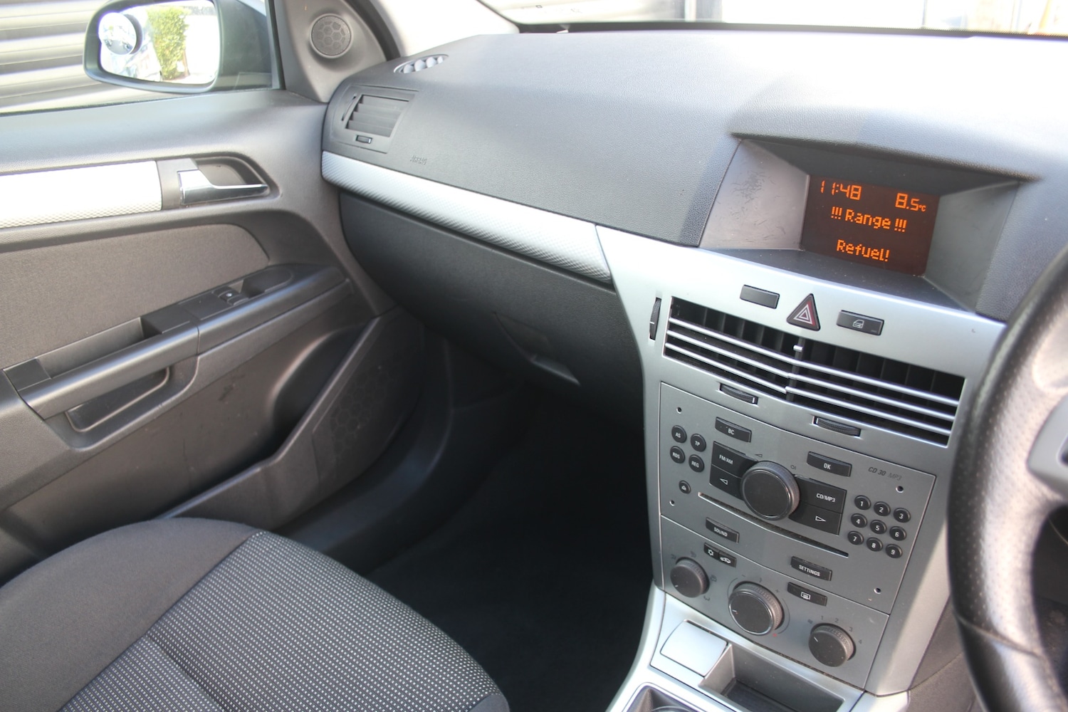 Used Vauxhall Astra 2009 for sale - 78012779: Photo 4