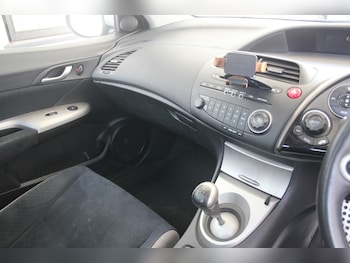 Used Honda Civic 2008 for sale - 76115413: Photo 4