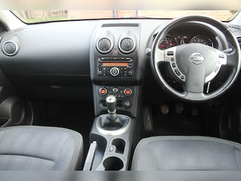 Used Nissan Qashqai 2010 for sale - 76970106: Photo