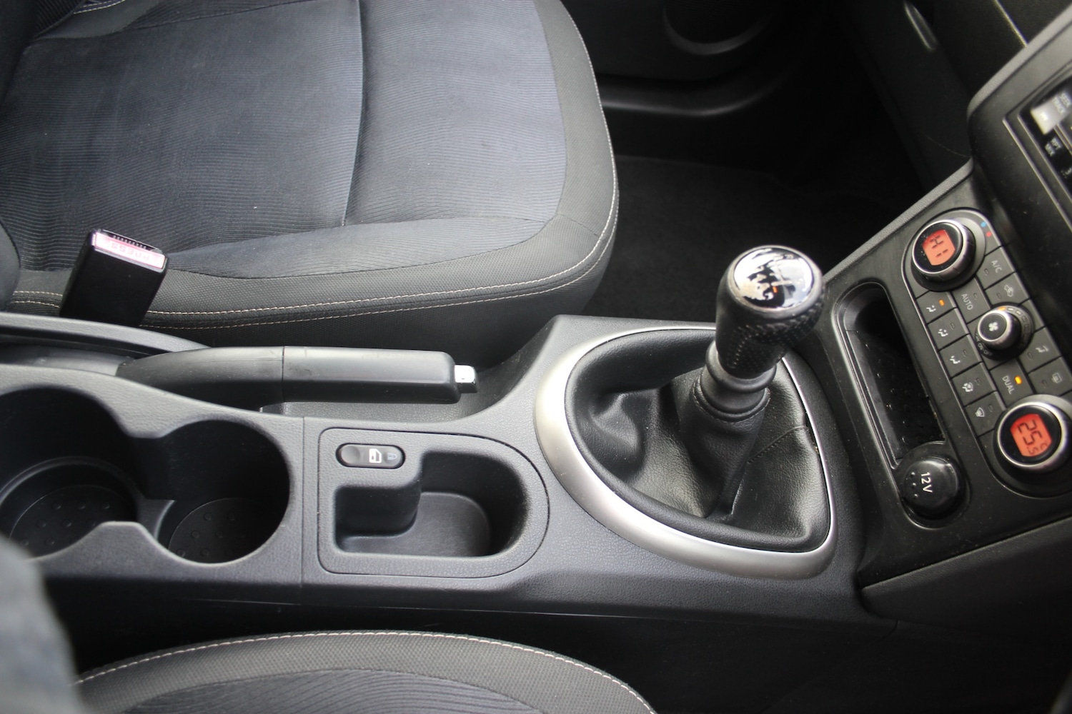 Used Nissan Qashqai 2010 for sale - 76970106: Photo 5