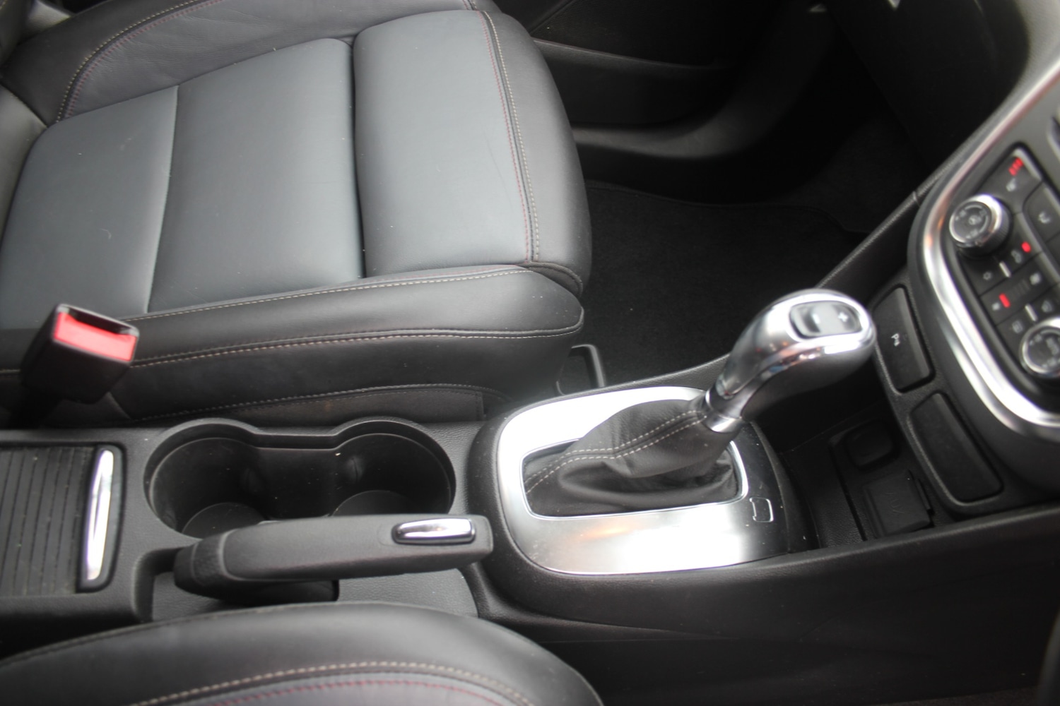 Used Vauxhall Mokka 2016 for sale - 76055479: Photo 6