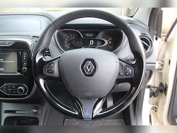 Used Renault Captur 2014 for sale - 75746773: Photo