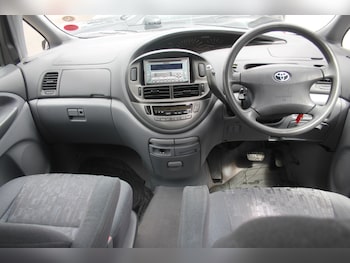Used Toyota Previa 2002 for sale - 78826220: Photo