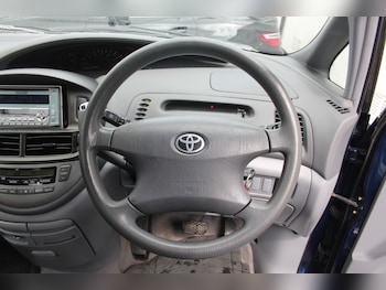 Used Toyota Previa 2002 for sale - 78826220: Photo