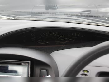 Used Toyota Previa 2002 for sale - 78826220: Photo