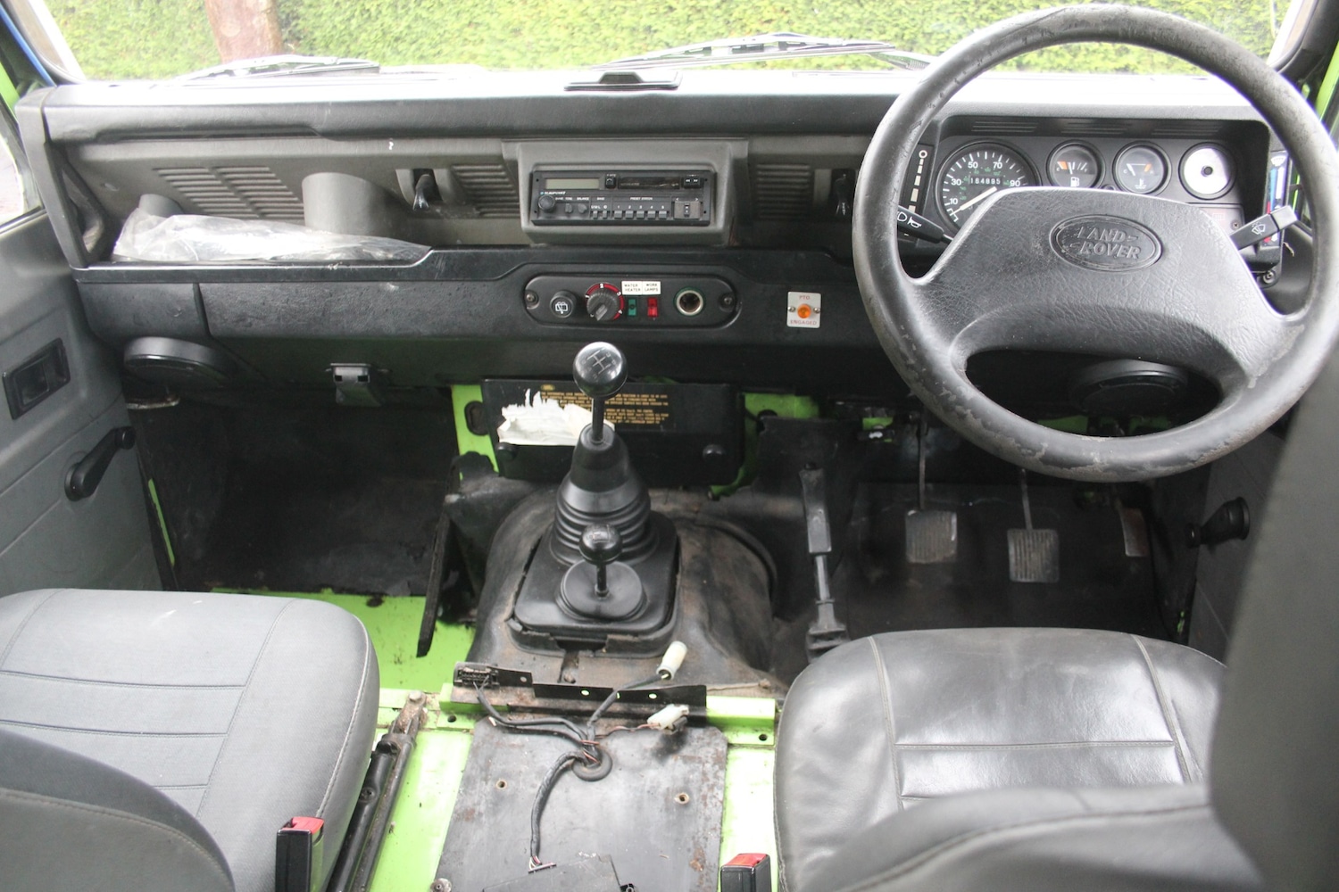 Used Land Rover Defender 110 1997 for sale - 77516512: Photo 2