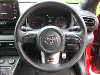 Used Toyota Yaris 2021 for sale - 74831122: Photo